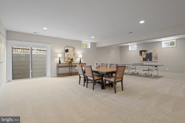 Dining room, Interior, Recessed Lighting