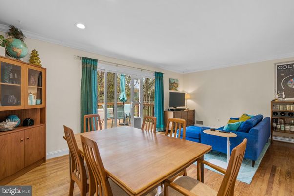 Dining room, Interior, Living room, Recessed Lighting, Wood Texture Flooring