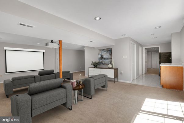 Interior, Projection Screen, Recessed Lighting
