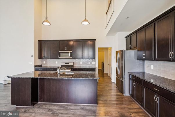 Interior, Kitchen, Pendant Lights, Wood Texture Flooring