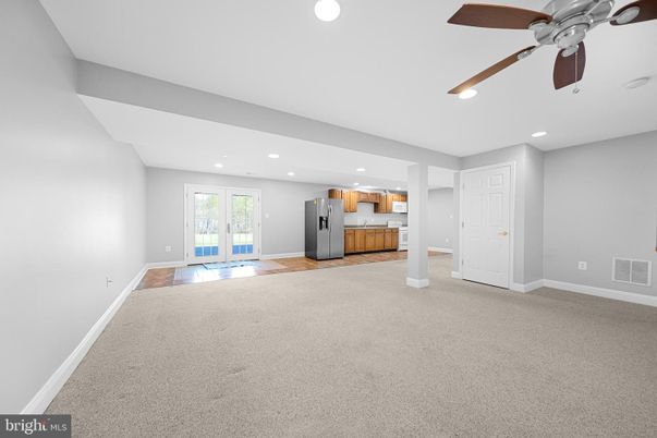 Empty room, Interior, Kitchen, Recessed Lighting