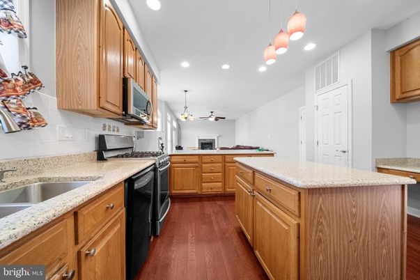 Interior, Kitchen, Pendant Lights, Recessed Lighting, Wood Texture Flooring