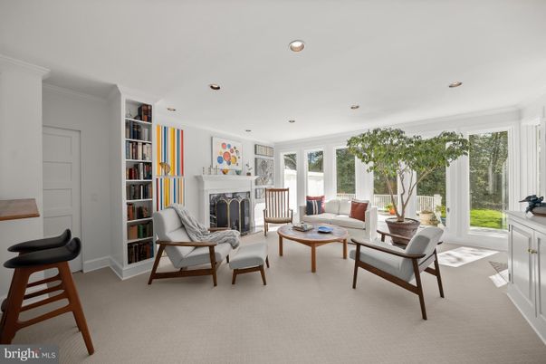 Fireplace, Interior, Living room, Recessed Lighting