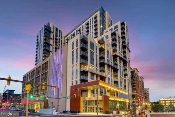 Exterior, Facade, Condo Building