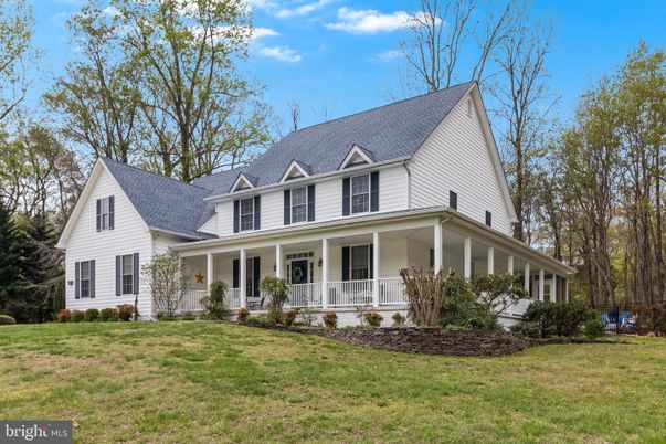 Exterior, Facade, Farmhouse