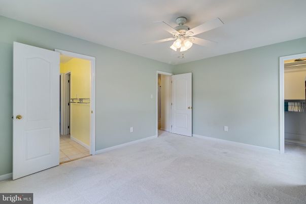 Bathroom, Empty room, Interior