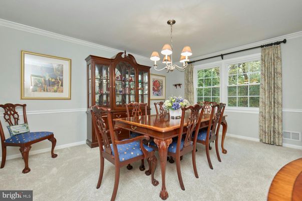 Chandelier, Dining room, Interior
