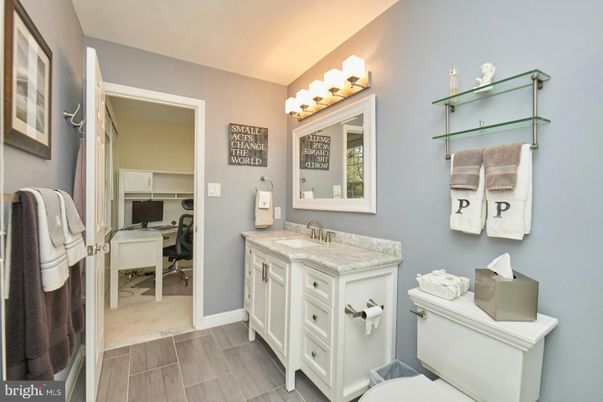 Bathroom, Home Office, Interior, Wood Texture Flooring
