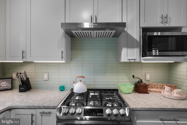 Interior, Kitchen, Stainless Steel Appliances