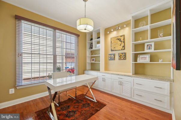 Home Office, Interior, Pendant Lights, Wood Texture Flooring