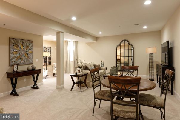Dining room, Interior, Living room, Recessed Lighting