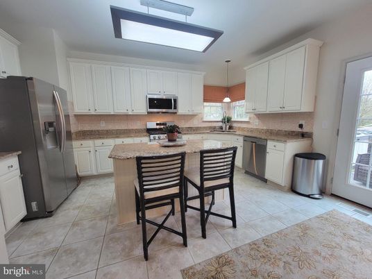 Interior, Kitchen, Pendant Lights, Stainless Steel Appliances