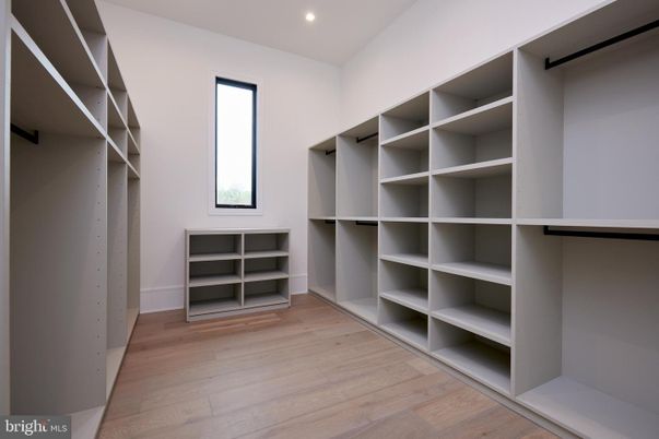 Interior, Recessed Lighting, Walk-in Closets, Wood Texture Flooring