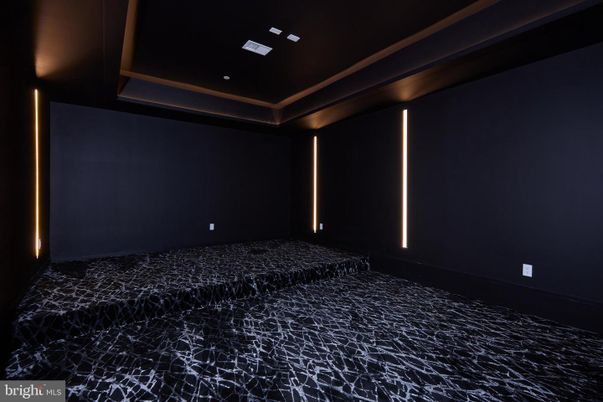 Empty room, Interior, Marble, Recessed Lighting