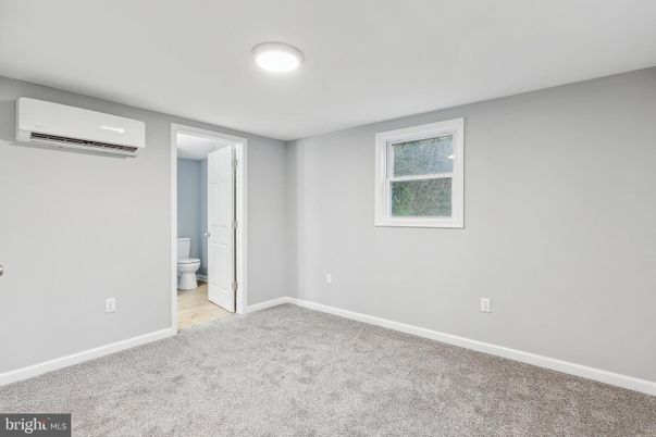 Bathroom, Empty room, Interior