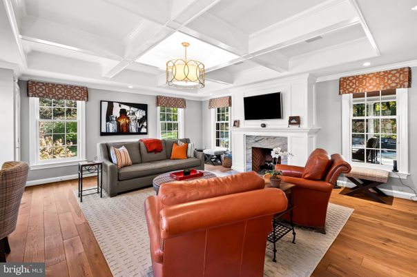 Fireplace, Interior, Living room, Pendant Lights, Recessed Lighting, Wood Texture Flooring
