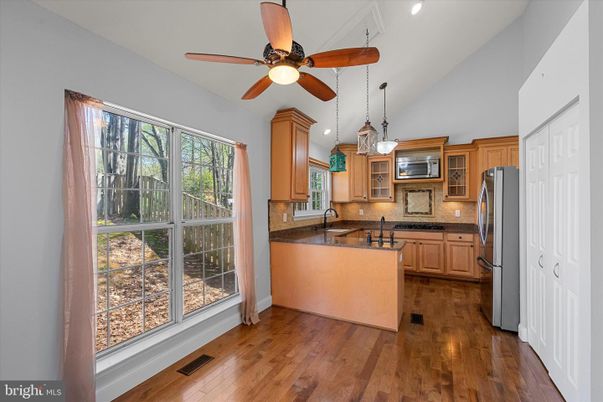 Interior, Kitchen, Pendant Lights, Recessed Lighting, Wood Texture Flooring