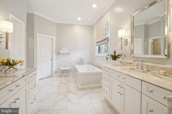 Bathroom, Dual Sink Vanities, Free Standing Baths, Interior, Marble, Recessed Lighting