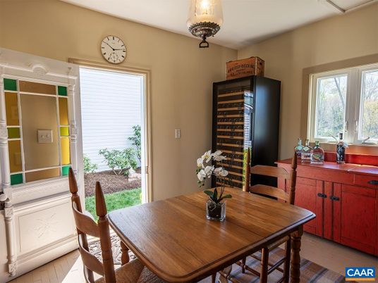 Dining room, Interior