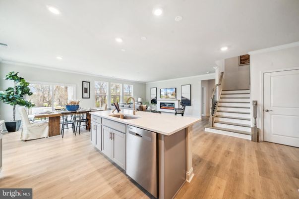 Dining room, Interior, Kitchen, Recessed Lighting, Wood Texture Flooring