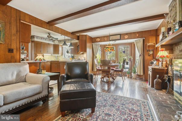 Dining room, Interior, Kitchen, Pendant Lights, Wooden Beams, Wood Texture Flooring, Wooden Walls