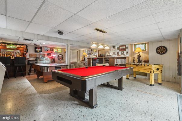 Billiard Table, Game Room, Interior, Pendant Lights