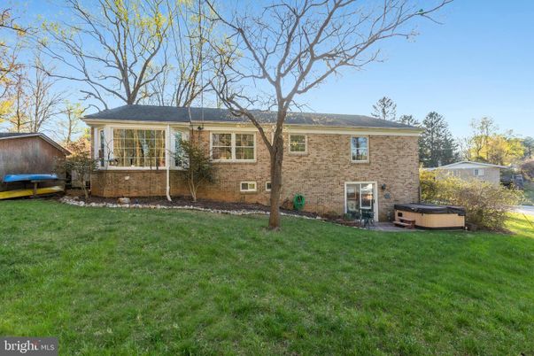 Backyard, Exterior, Hot Tub