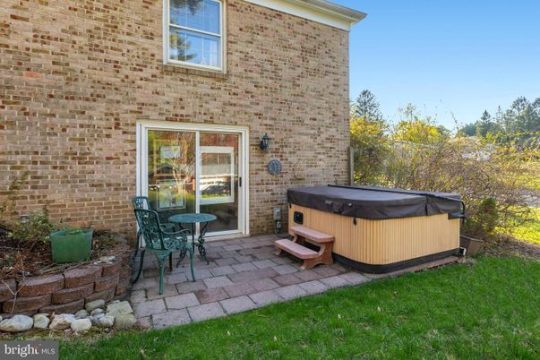 Exterior, Hot Tub