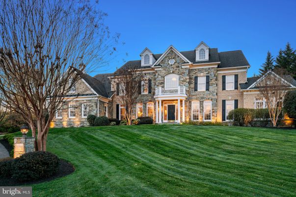 Backyard, Exterior, Facade, Brick Facade, French Provincial
