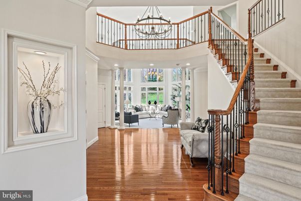 Chandelier, Interior, Living room, Recessed Lighting, Wood Texture Flooring