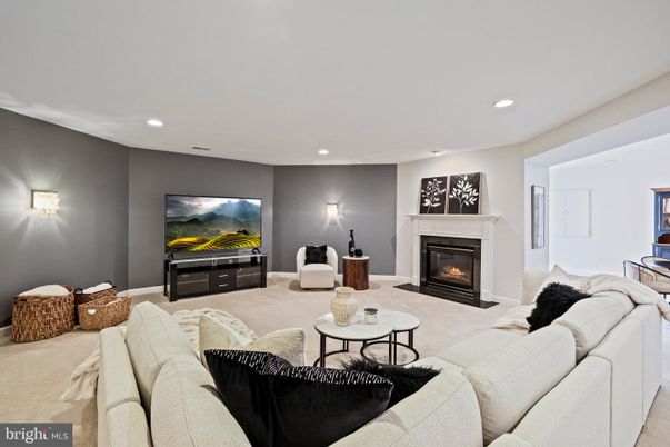 Fireplace, Interior, Living room, Recessed Lighting
