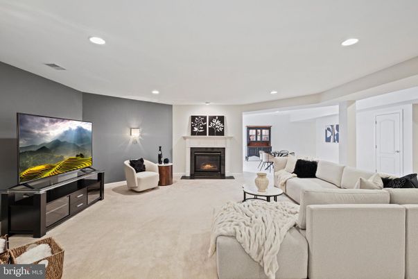 Fireplace, Interior, Living room, Recessed Lighting