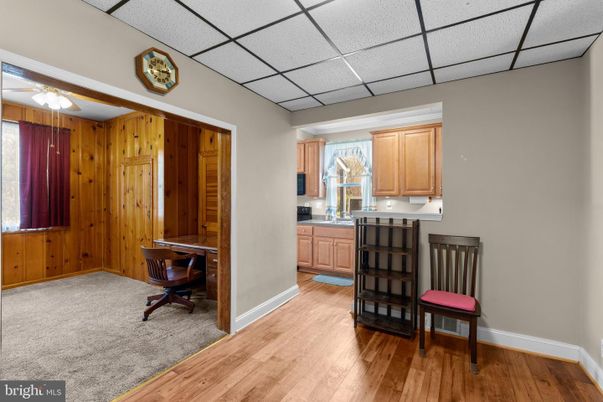 Home Office, Interior, Kitchen, Wood Texture Flooring, Wooden Walls