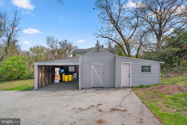 Backyard, Detached Garage, Exterior