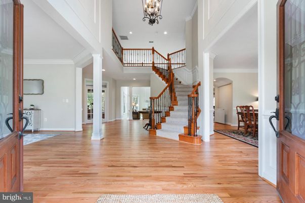 Chandelier, Interior, Recessed Lighting, Wood Texture Flooring