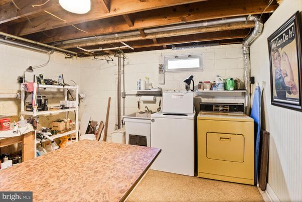 Interior, Utility Closets, Washer, Wooden Beams