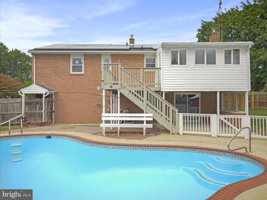 Exterior, Pool, Solar Panels