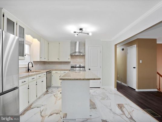 Interior, Kitchen, Marble, Stainless Steel Appliances