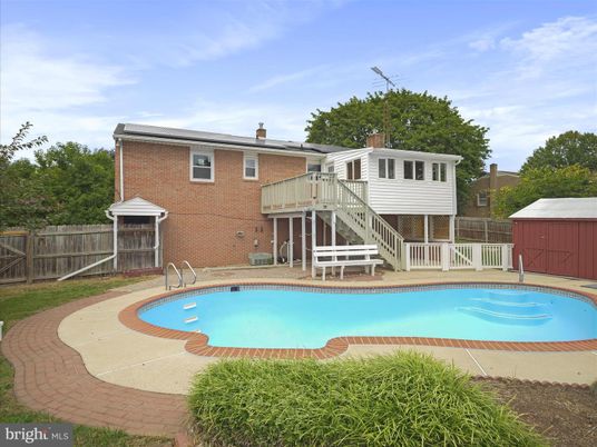 Exterior, Pool, Solar Panels