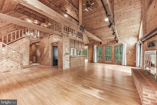 Chandelier, Empty room, Interior, Wooden Beams, Wooden Ceilings, Wood Texture Flooring, Wooden Walls