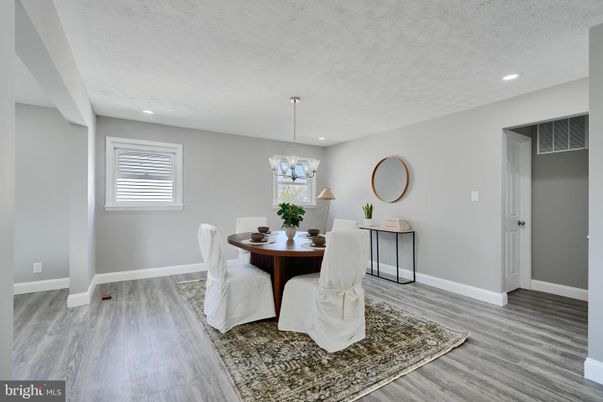 Dining room, Interior, Pendant Lights, Recessed Lighting, Wood Texture Flooring