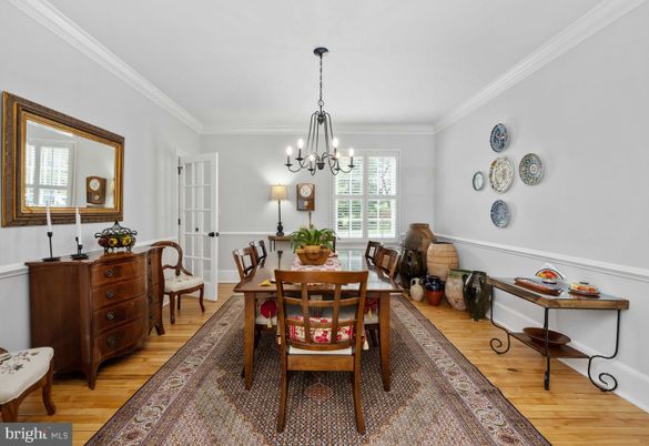 Chandelier, Dining room, Interior, Wood Texture Flooring