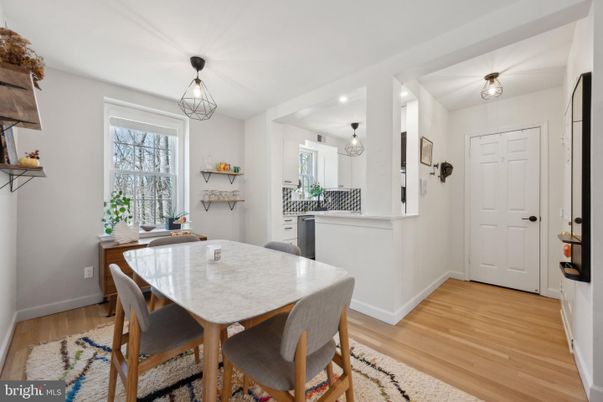 Dining room, Interior, Kitchen, Pendant Lights, Wood Texture Flooring