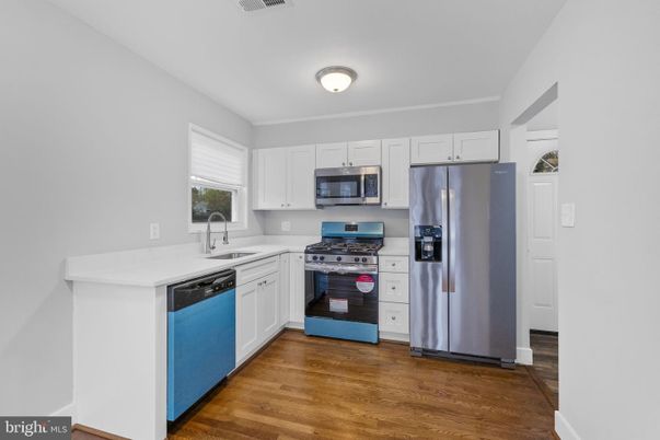 Interior, Kitchen, Stainless Steel Appliances, Wood Texture Flooring