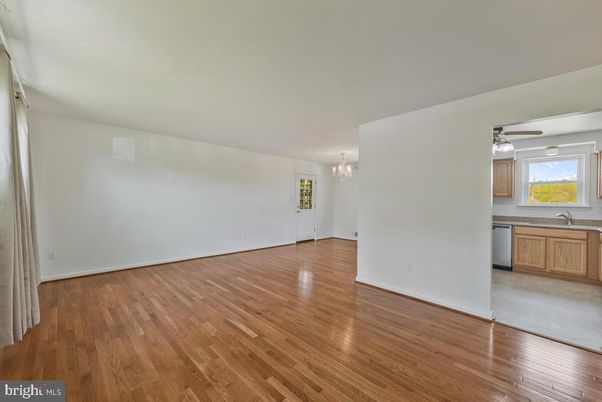 Chandelier, Empty room, Interior, Kitchen, Wood Texture Flooring