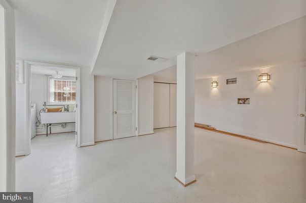 Bathroom, Empty room, Interior