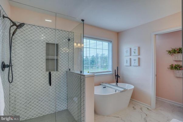 Bathroom, Free Standing Baths, Glass Shower, Interior, Marble