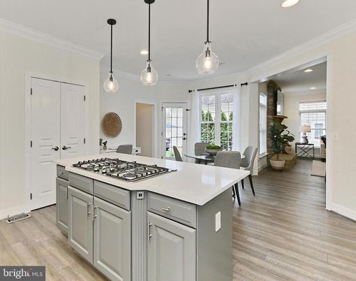 Dining room, Interior, Kitchen, Living room, Pendant Lights, Recessed Lighting, Wood Texture Flooring