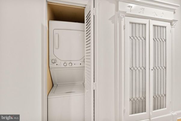 Interior, Utility Closets, Washer