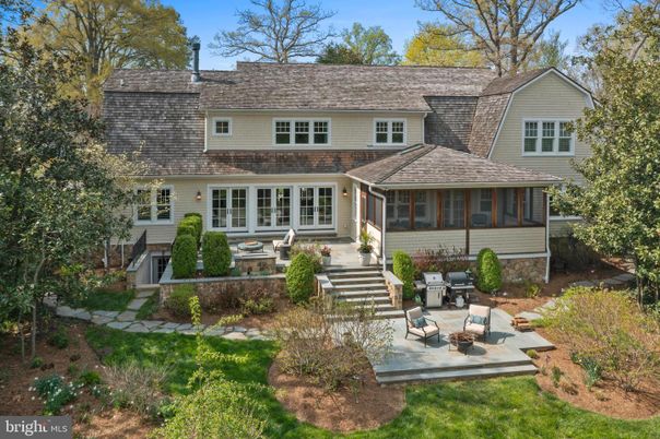 Exterior, Facade, Cape Cod